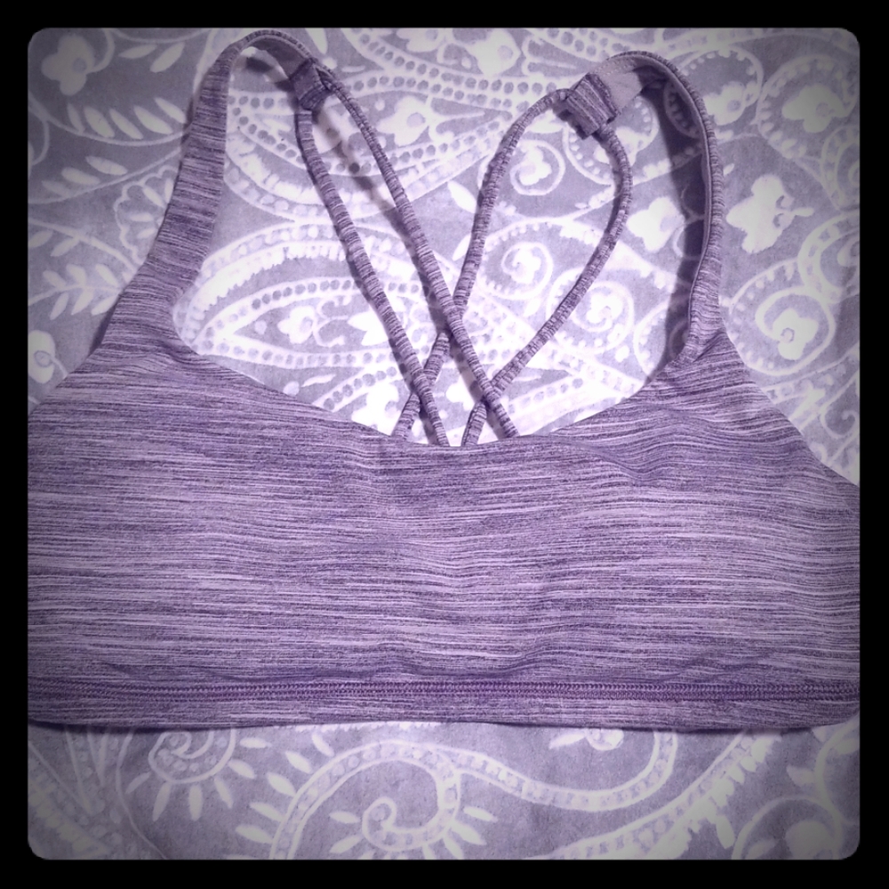 Free to be sports bra